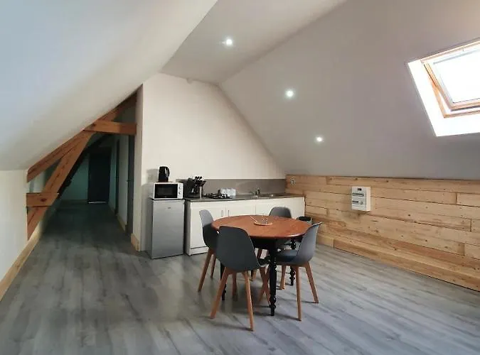 Le Grand De Commonwealth Apartamento *